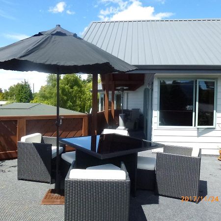 Cosy Kiwi Accommodation Te Anau Exterior foto