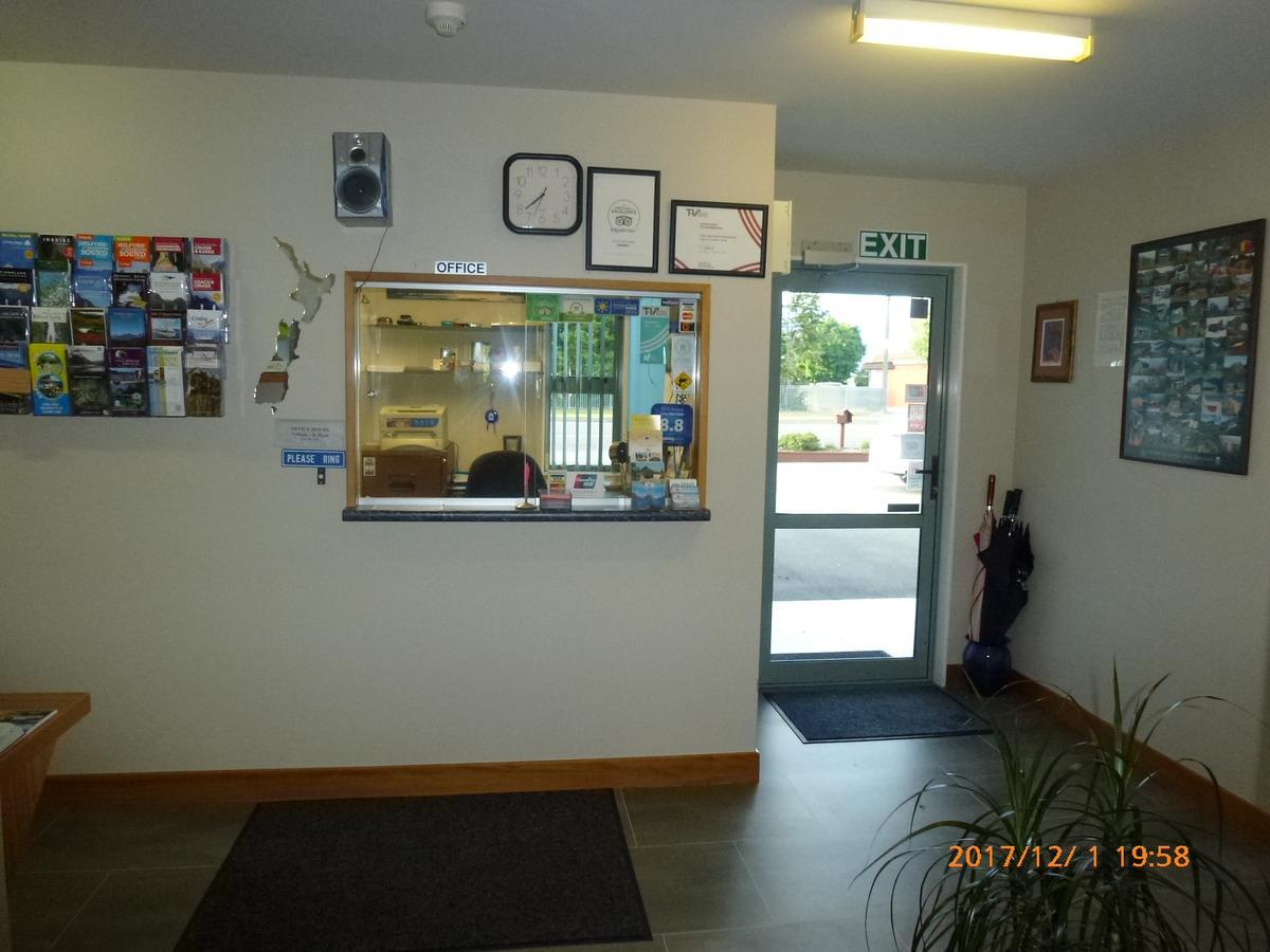 Cosy Kiwi Accommodation Te Anau Exterior foto